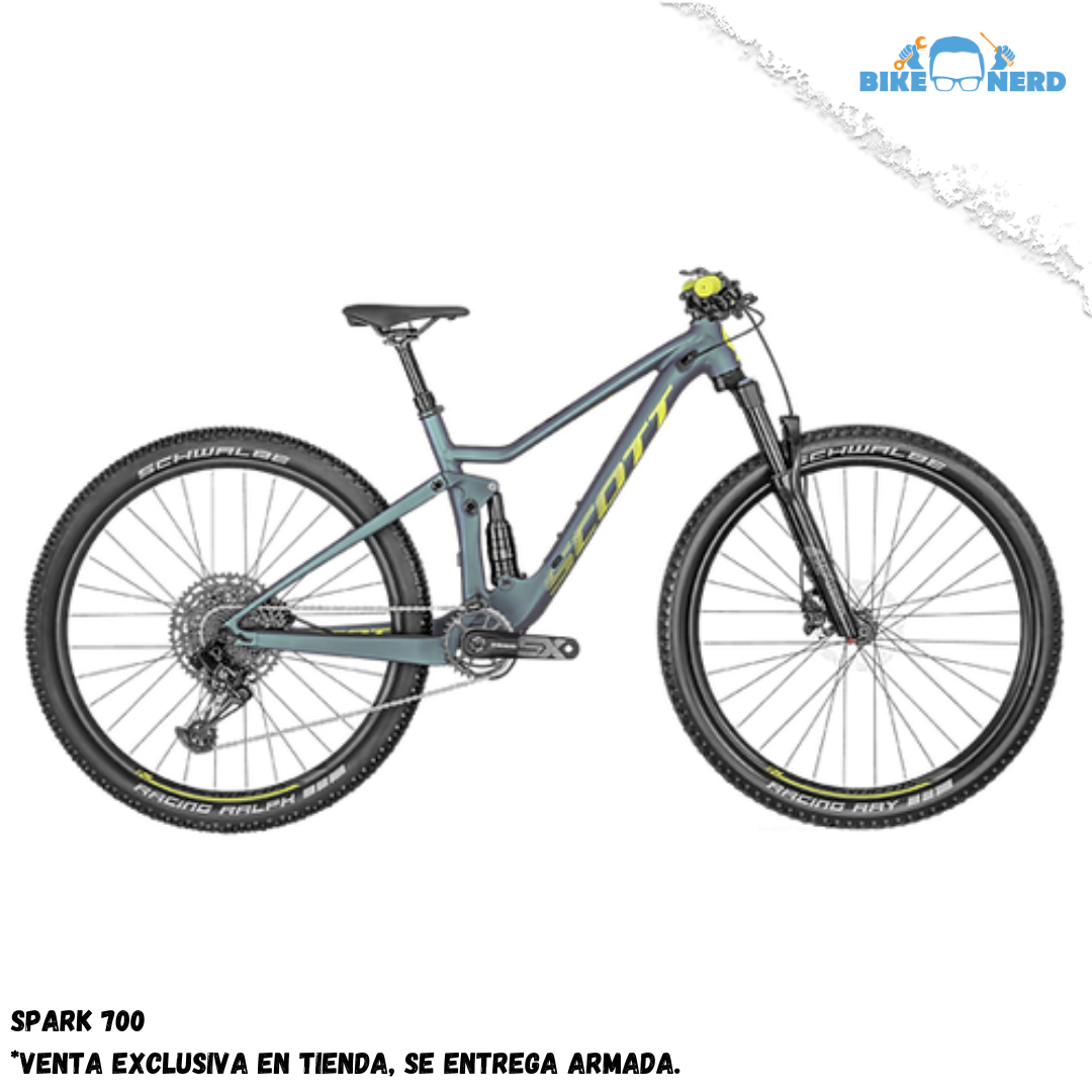 SPARK 700